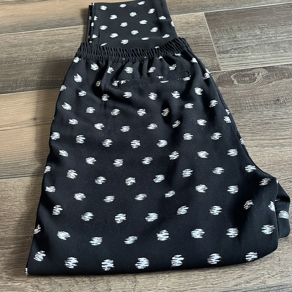 Light weight polyester pants! - Picture 3 of 5